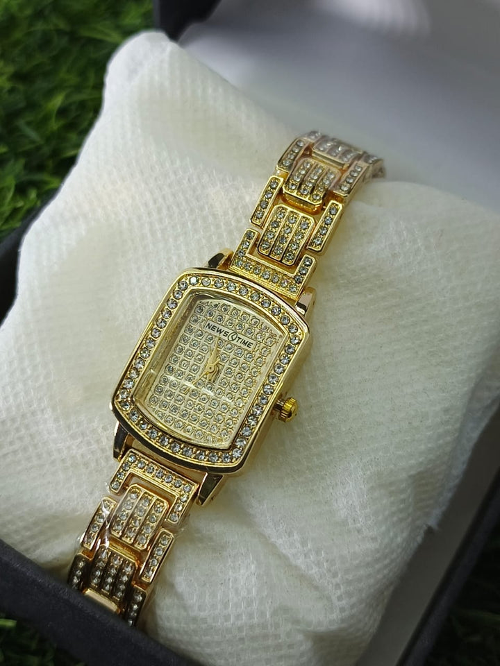 News Time Luxury Gold Crystal Watch